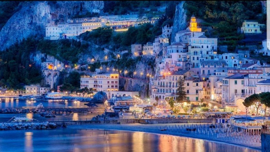 Casa Bianca Amore Amalfi Extérieur photo